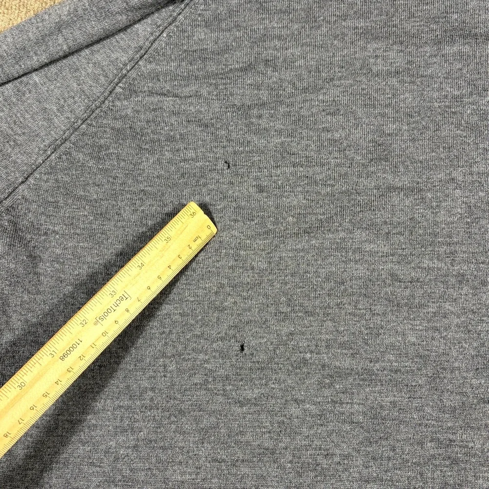 Banana Republic small holes